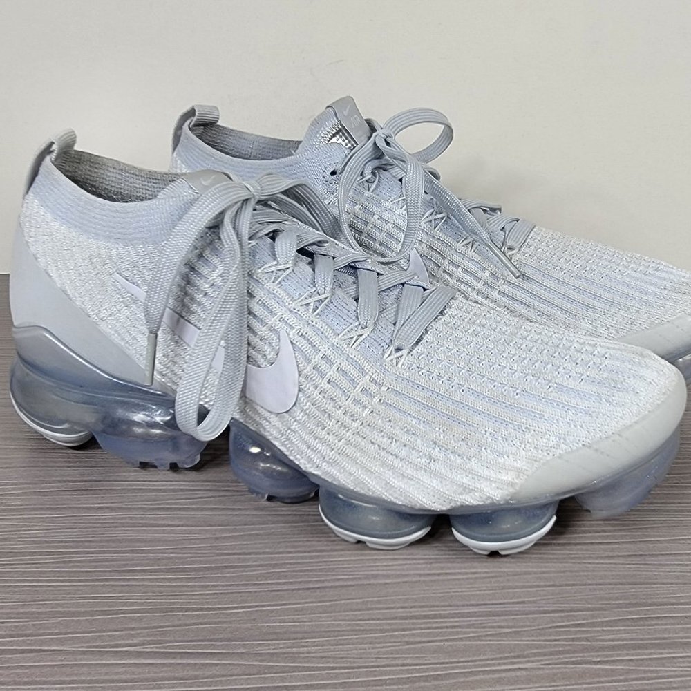 Nike Air VaporMax Flyknit 3 Sneaker, Pure Platinum AJ6900-102, Mens Size 8 / 41